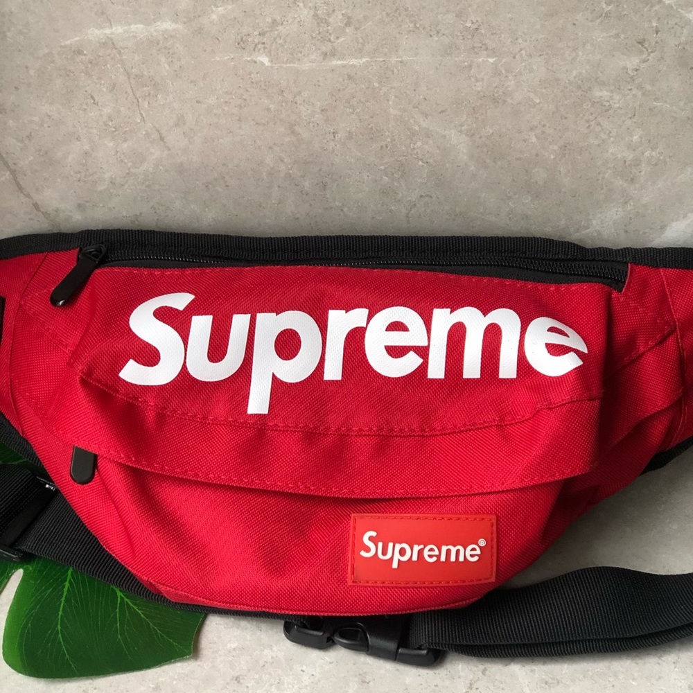 Supreme Fanny Bag/Crossbody